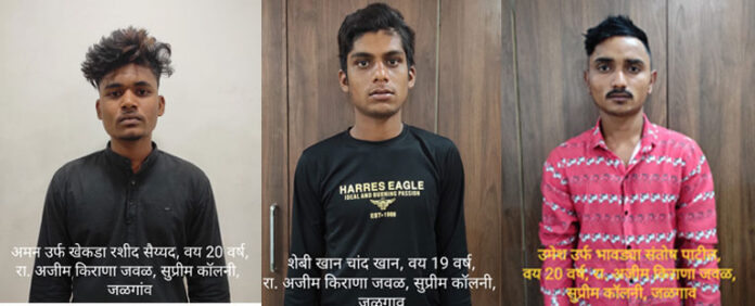 Three-arrested-for-breaking-into-liquor-store-and-stealing-Rs-2-lakh-15-thousand-510 Three-arrested-for-breaking-into-liquor-store-and-stealing-Rs-2-lakh-15-thousand-510