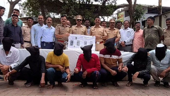 manpada-police-arrest-steel-thief-gang