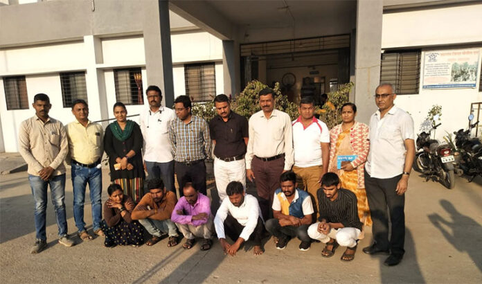 Extortion-demand-from-entrepreneur;-Eight-suspects-including-journalist-arrested