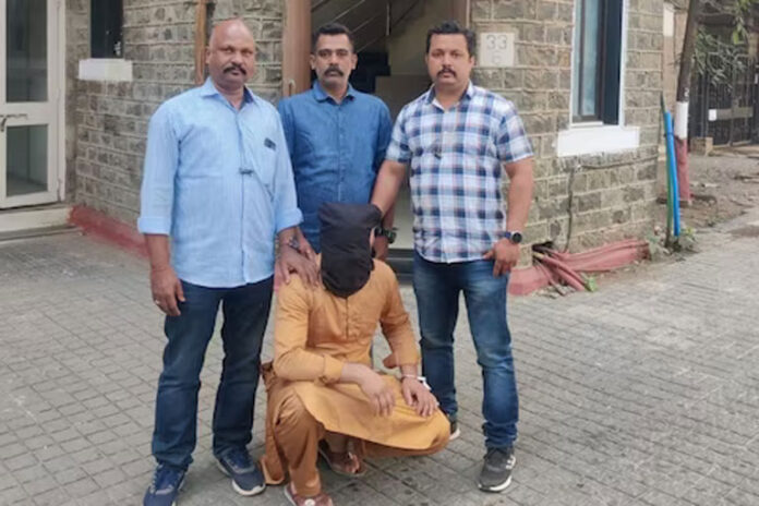Heroin-worth-1-crore-30-lakh-seized-from-Mumbai