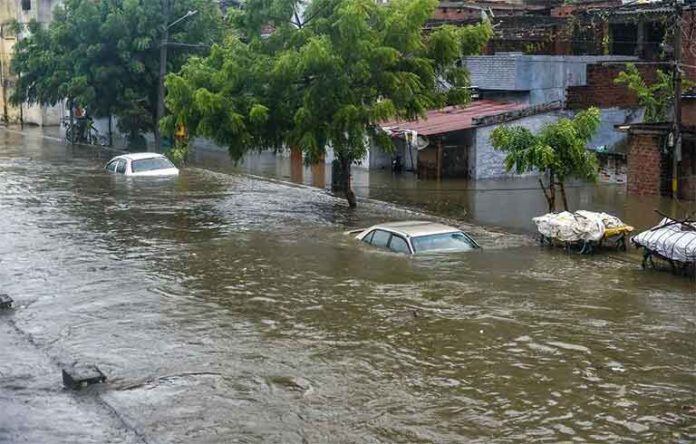 heavy-rain-in-UP