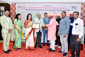 suni-patil-awarded