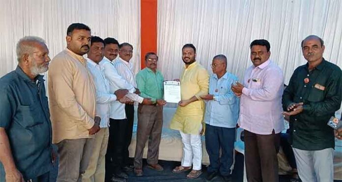 maratha-sang-takes-stand-for-gulabrao-patil