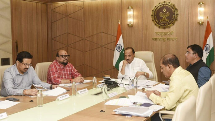 अर्थमंत्री अजित पवार
