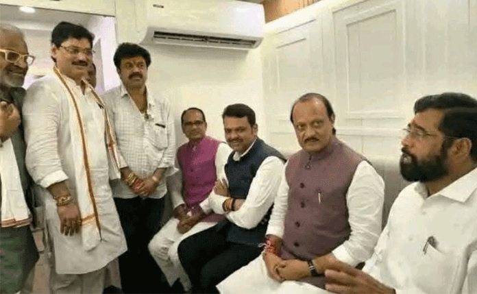 धनंजय मुंडें