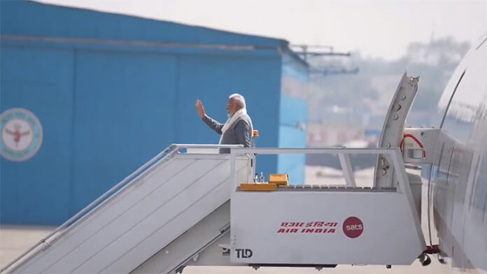 पंतप्रधान मोदीं