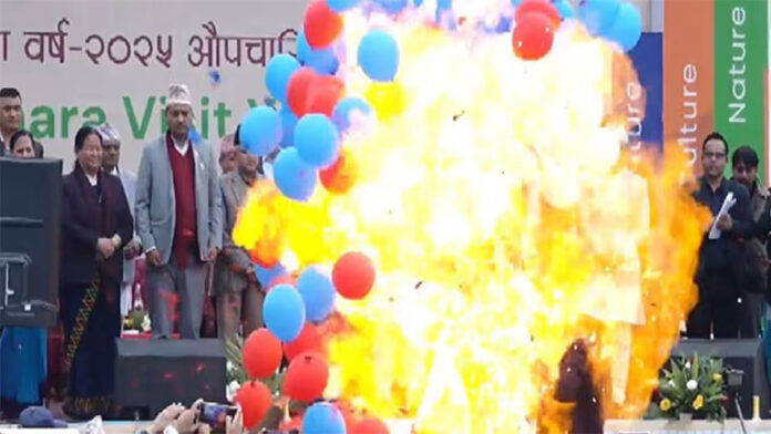 हायड्रोजन फुगा फुटल्याने अपघात
