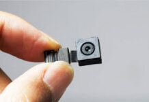 शाळेतील मुख्याध्यापकानेच बसवला मुलींच्या बाथरुममध्ये छुपा कॅमेरा छुपा कॅमेरा