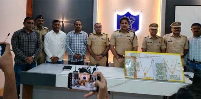 आंतरराज्यीय टोळीचा पर्दाफाश