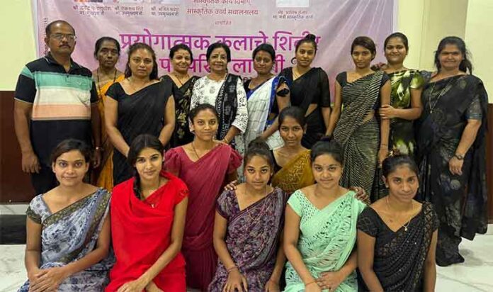 लावणी प्रशिक्षण