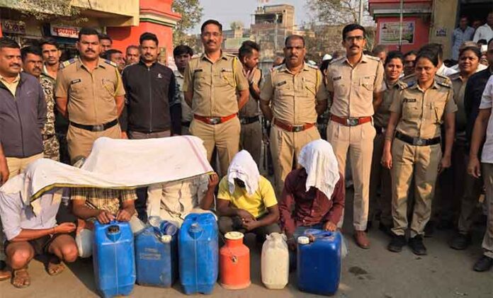 midc-police दारु भट्ट्या उध्वस्त
