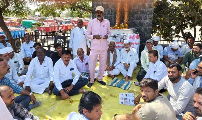 नामपूर बाजार समिती