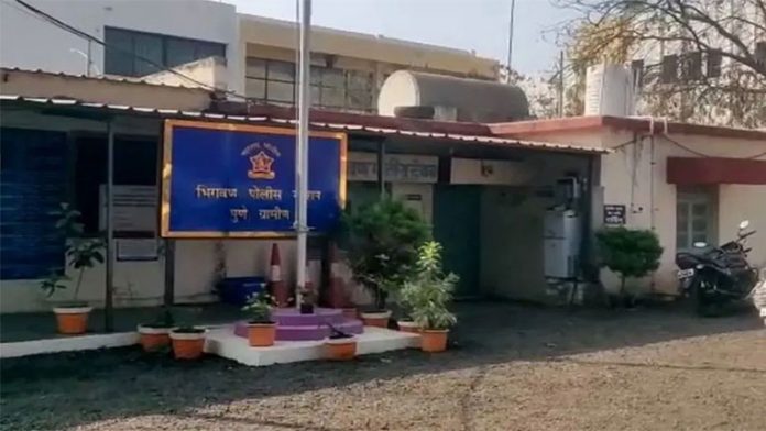 पोलीस