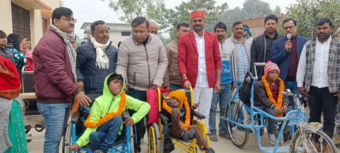 दिव्यांग