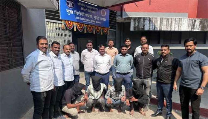 गुंडा विरोधी पथकाने