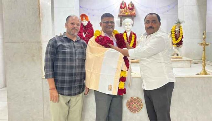 पैशांचे पाकीट
