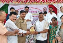 बोरमलनाथ मंदिरात दौंड तालुका नाभिक संघटनेतर्फे कर्तृत्ववान व्यक्तींचा भव्य नागरी सत्कार दौंड तालुका नाभिक
