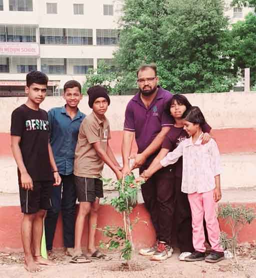 पत्रकार संजय महाजन
