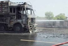 जळगाव बायपासवर धावत्या ट्रकला अचानक आग; अग्निशमन दलाची तत्परता, अनर्थ टळला आग