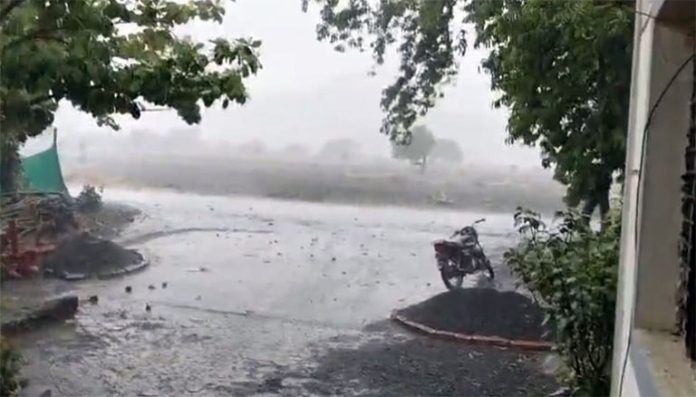 kalwan-rain कळवण