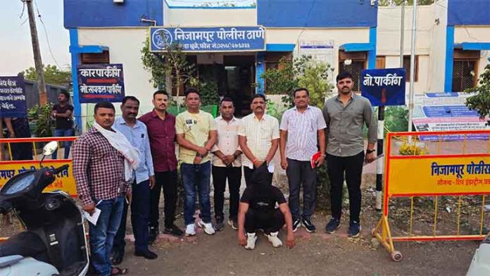 एक लाखाचे तीन लाख