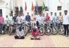 बार्शी शहर पोलिसांची धडक कारवाई: ४ बुलेटसह १० दुचाकी जप्त; दोन सराईत चोरट्यांना बेड्या बार्शी शहर पोलिसांची