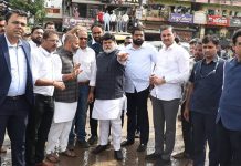 अधिकाऱ्यांकडून निष्काळजीपणा किंवा दिरंगाई आढळल्यास कारवाई करणार’- उदय सामंत उदय सामंत