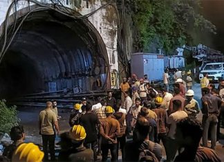 उत्तराखंडमध्ये भीषण दुर्घटना: चमोलीत निर्माणाधीन बोगद्यात दरड कोसळून ७ कामगारांचा मृत्यू उत्तराखंड