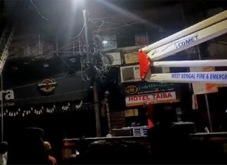 कोलकात्यातील हॉटेलला आग; ९ जणांचा मृत्यू, ६ जखमी हॉटेलला आग