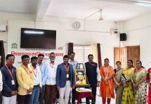 विश्वासराव रणसिंग महाविद्यालयात ‘लेखन प्रेरणा दिन’ उत्साहात संपन्न विश्वासराव रणसिंग