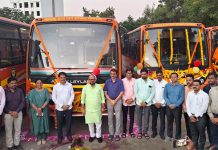 जळगावच्या ताफ्यात नव्या ‘राजमाता जिजाऊ’सात नव्या बसेस पालकमंत्र्यांच्या हस्ते लोकार्पण जळगाव