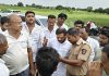 पाळधी बायपासवर कंटेनर उलटून दोनगावच्या तरुणाचा मृत्यू; प्रतापराव पाटील व विक्रम पाटील यांनी केली तत्पर मदत पाळधी