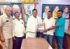 शिर्डी साईबाबा संस्थानच्या कामगारांना बँक ऑफ बडोदामार्फत सॅलरी अकाउंटच्या अपघाती विम्यात घसघसटीत वाढ शिर्डी साईबाबा संस्थान