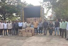 सांगोल्यात राज्य उत्पादन शुल्काची मोठी कारवाई; ८४ लाखांच्या मद्यासह कंटेनर जप्त, १ आरोपी अटकेत राज्य उत्पादन शुल्काची मोठी कारवाई