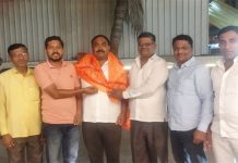 भाजप शिर्डी शहर उपाध्यक्ष सुधीर शिंदे यांच्या वाढदिवसानिमित्त मान्यवरांकडून सत्कार भाजप शिर्डी